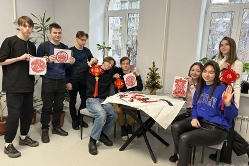 山东各区县积极组织文化艺术交流活动，点亮群众精神文化生活